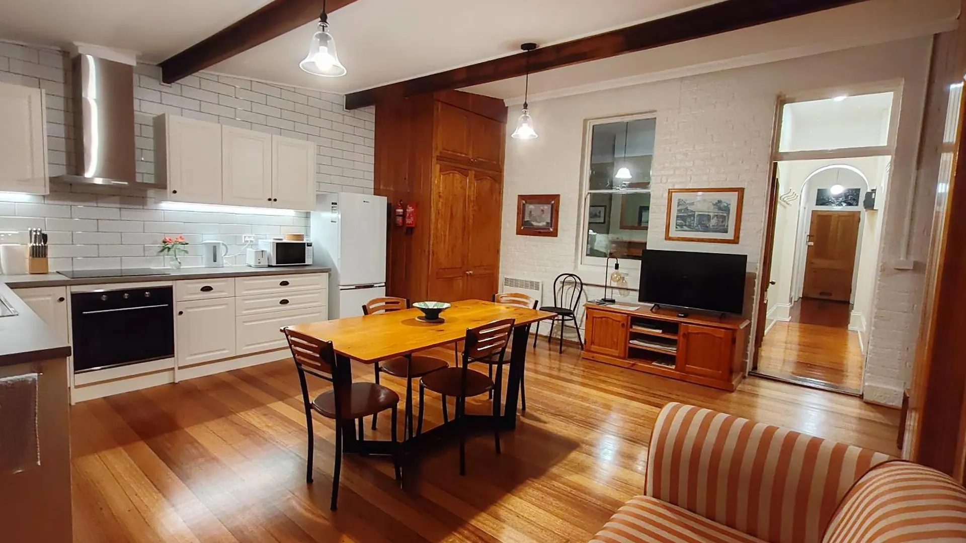 Campbell St Cottage, Hobart Cbd 0*,  Αυστραλία